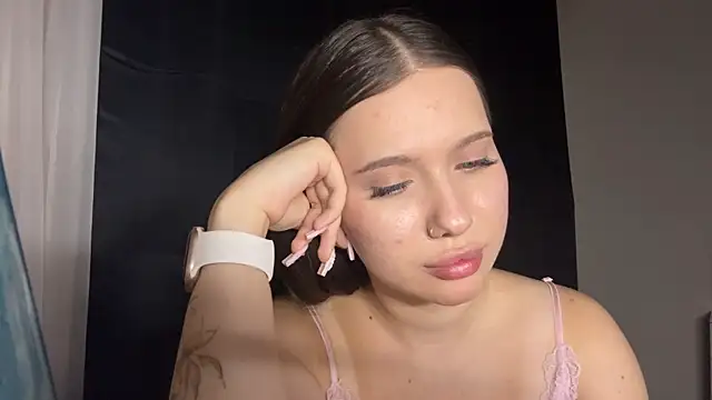 KarlyBiringer webcam