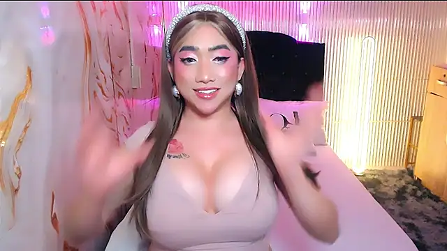 yourTsFantasyBigCock webcam