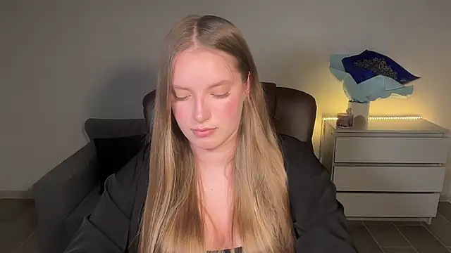 EvaMaddison webcam