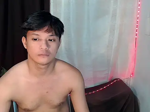 kingdomcum96 live sex cam