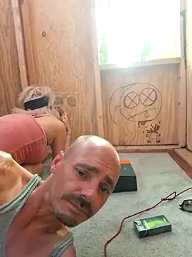 DaddyAndSplashQueen webcam