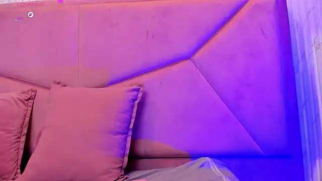LolyYunno webcam