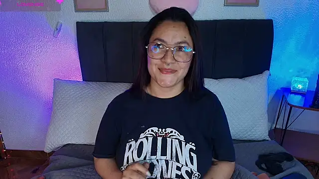 samm_curvy - Samm_curvy's free webcam - UK Sex Cams