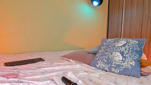 Fluffygarden webcam