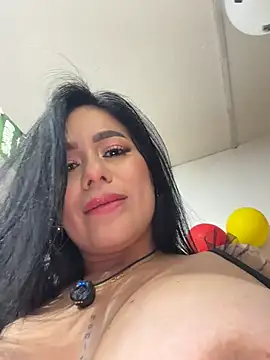Miah_gomez_ live cam on StripChat