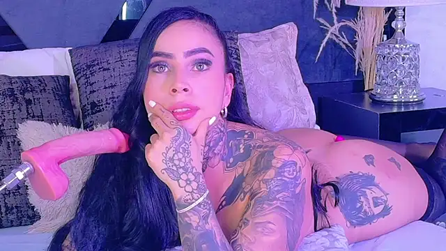 GiahDaniels webcam
