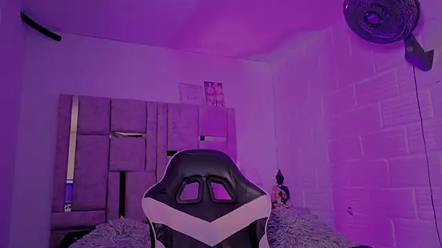 BonnieAnderson_ webcam
