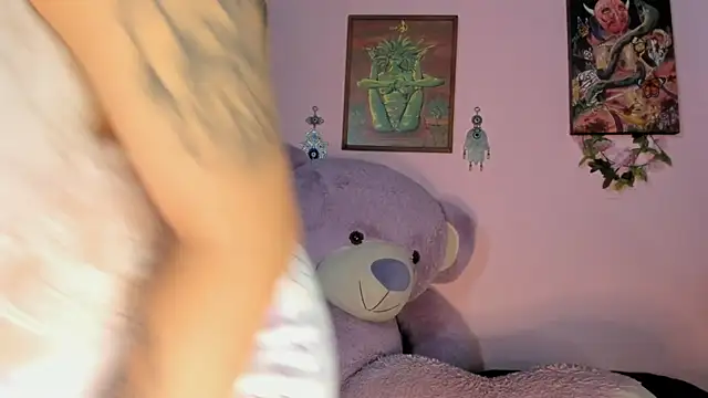 Maddy_Jhonsson webcam