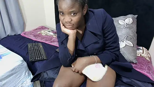 SweetTitties21 webcam