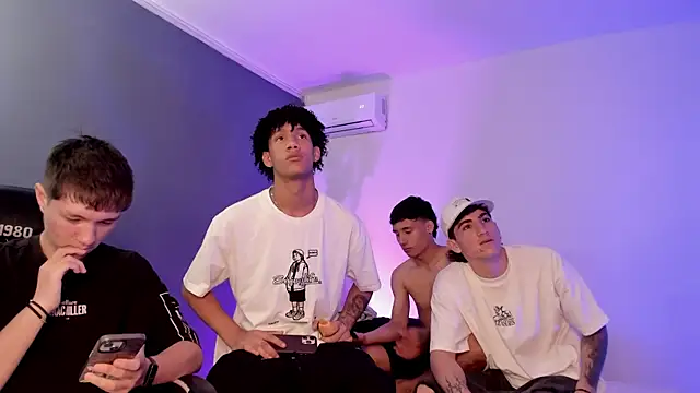 Handsomeboyss19 webcam