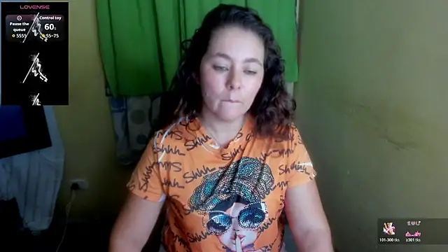 LuciaMiilf webcam