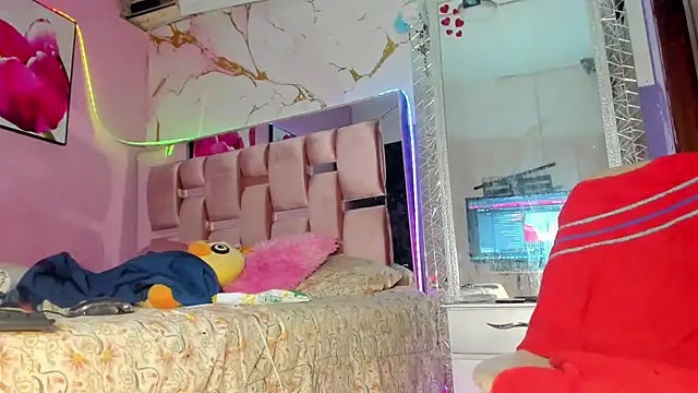 HUGE_BLACKCOCK webcam