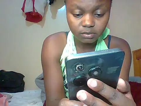 crazyrose20 webcam