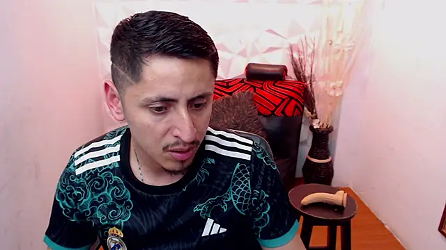 Alexx_levi webcam