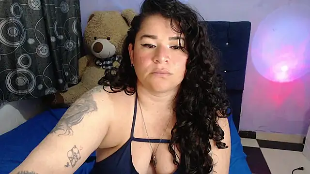 ANGELIQUE_KLANE webcam
