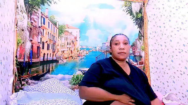 mysticeboney webcam