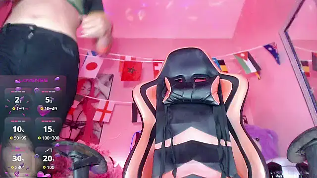 Latinabigcock webcam