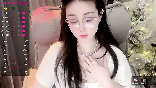 Monica-666888- webcam