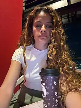 alana15 webcam