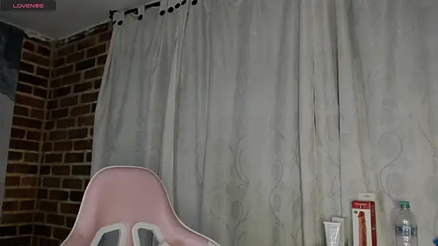 ailyngg webcam