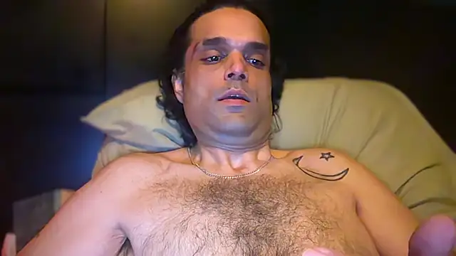 icebergslim281 live sex cam