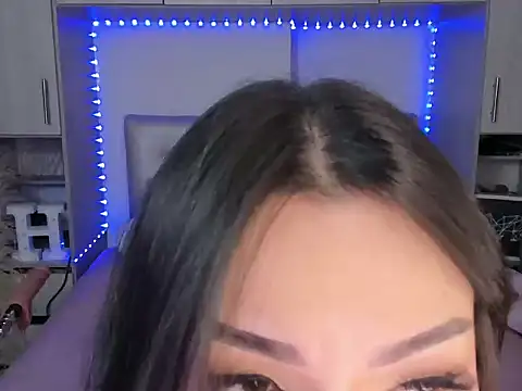 Honniewhitee_ webcam