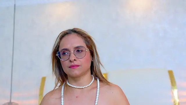 MarilynVega1 webcam