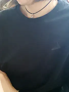 Aashikalaa webcam