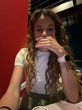 alana15 Live Webcam on Stripchat