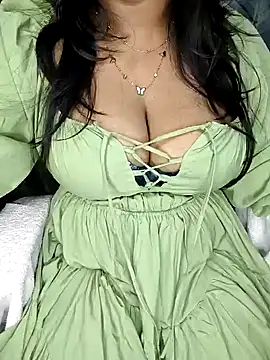 Curvy_Pooja webcam