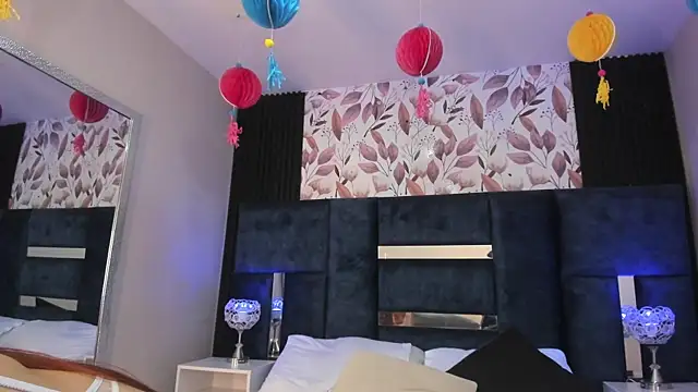 LolaGray__ webcam