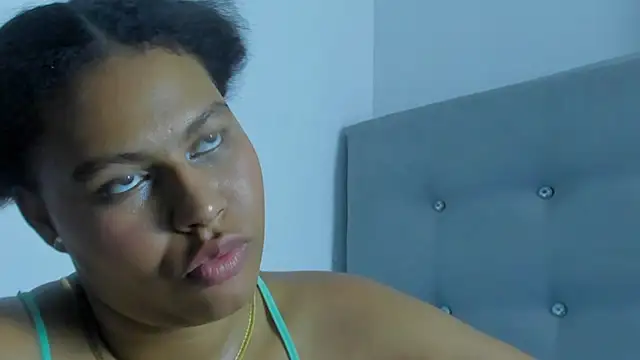 tatianasquirthot live cam on StripChat