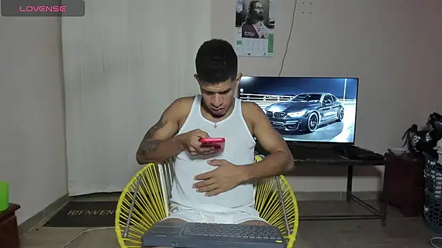 antonio_aguilarx webcam