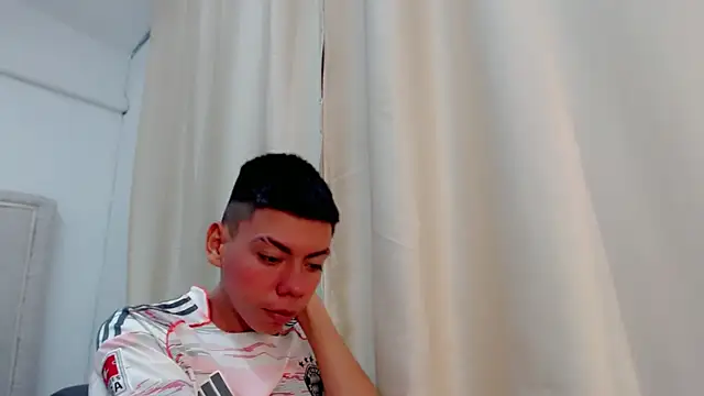 Liarr_ webcam