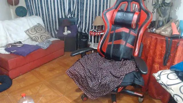 AlexaBigBoobss webcam