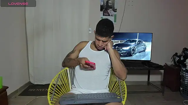 antonio_aguilarx webcam