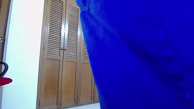Michael_blue webcam