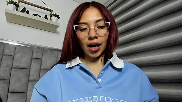 melanie_roux__ webcam