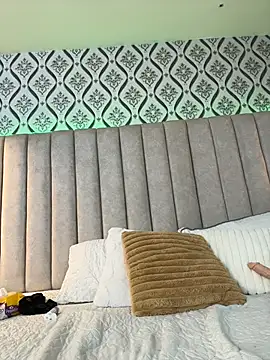 chiarabonds webcam