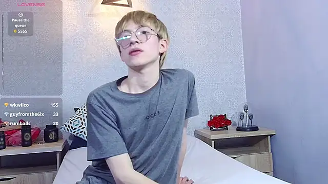axell_stone_ webcam