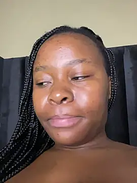 MiyaXo2 webcam