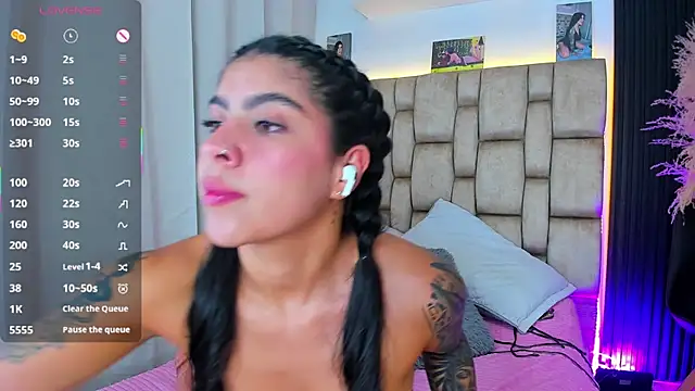 little_sophie18 webcam