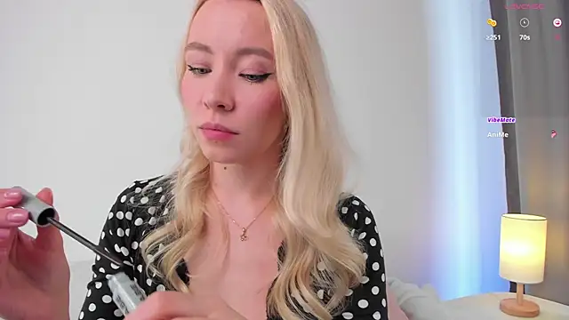 DanaCandy webcam
