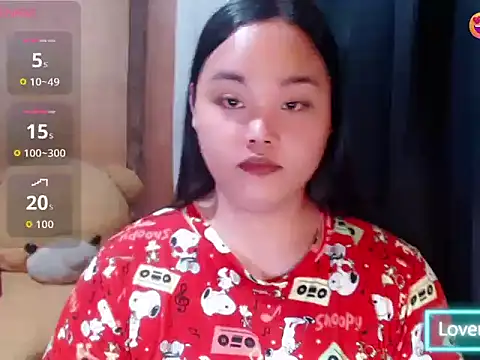 _Lylia webcam