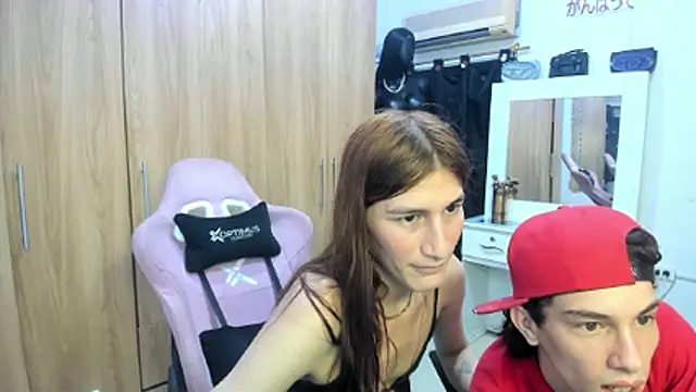 Pride_couple webcam