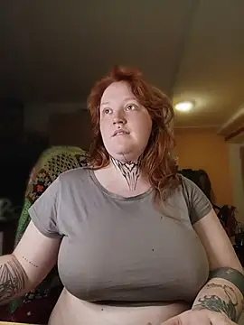 CURVYSAKURA webcam