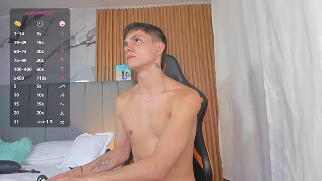 DustinLevine webcam