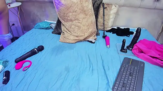 LezyTompson webcam
