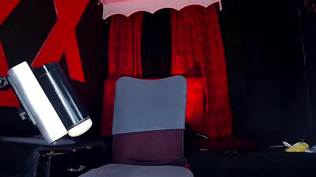 abrilbigcock webcam