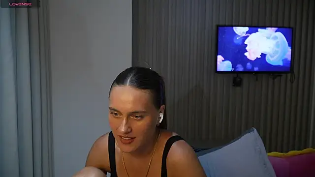 HarleyDeess live cam on StripChat